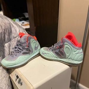 Nike Lebron sneakers size 10